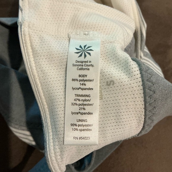 Athleta Deep Breath High Neck Sports Bra small - Picture 7 of 7